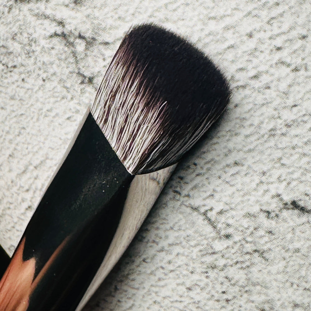 Vyraa PointBlend Concealer Brush